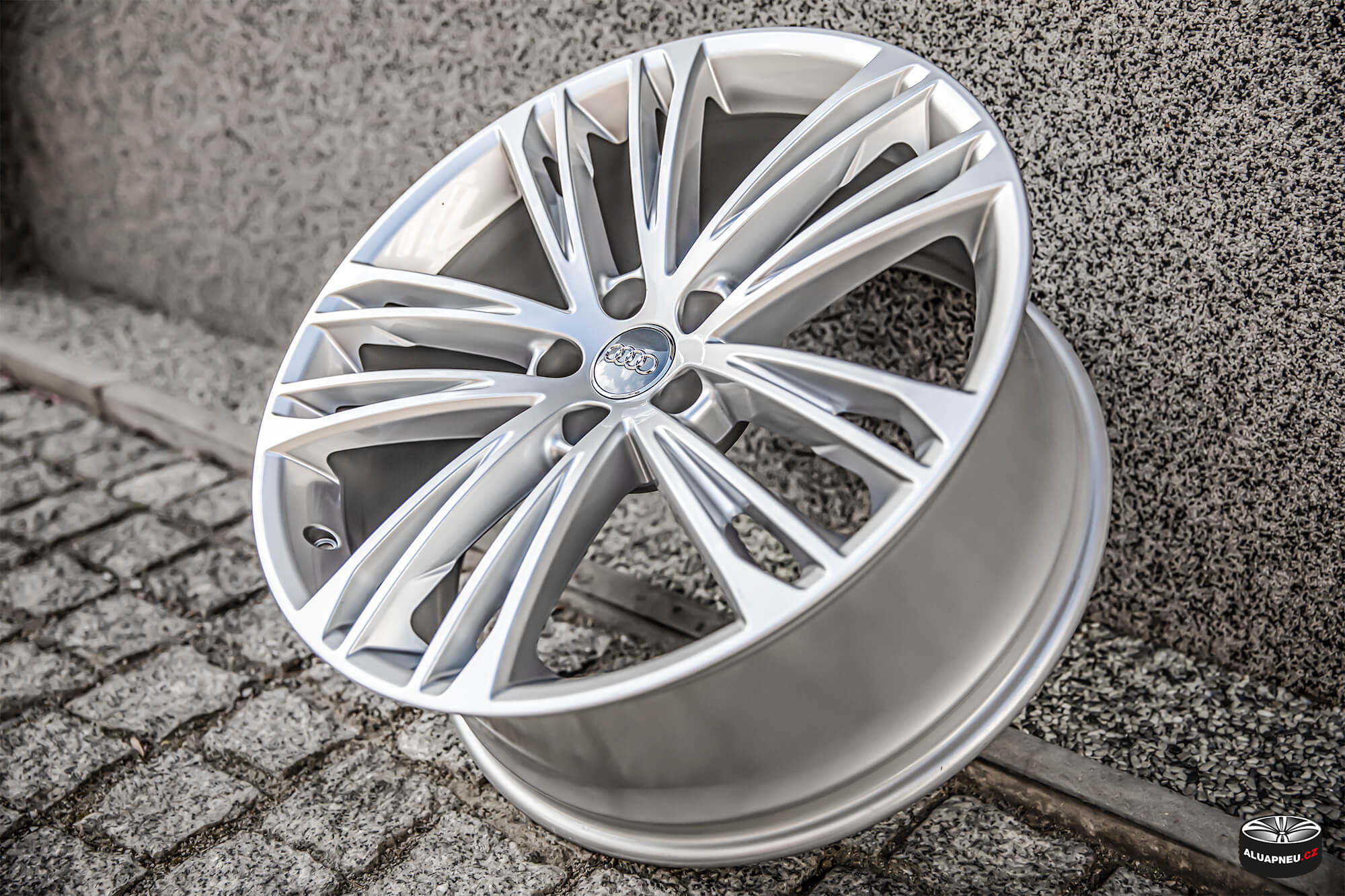 Originální Alu kola Audi 0076
