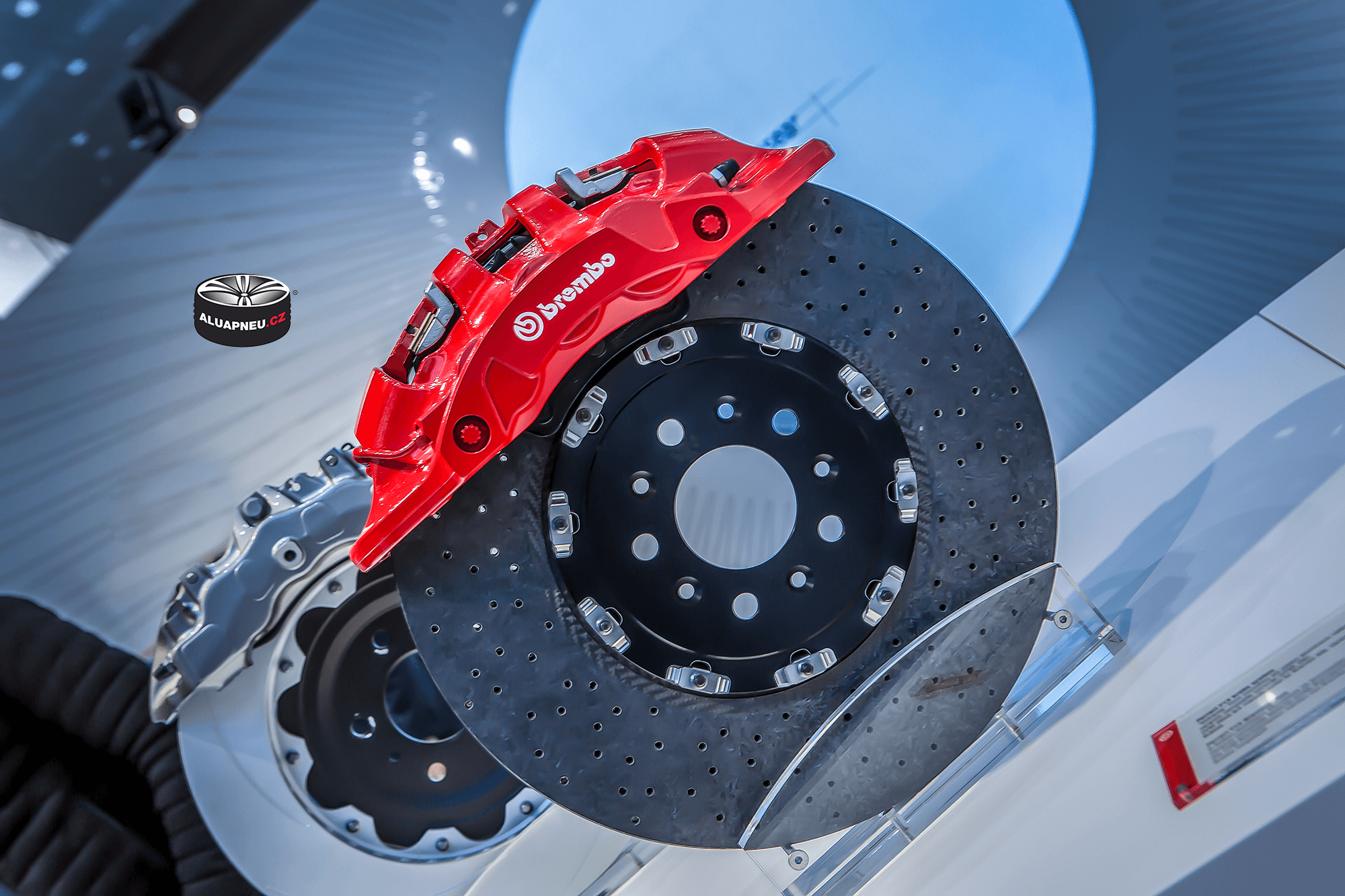 Brembo brake red - www.aluapneu.cz