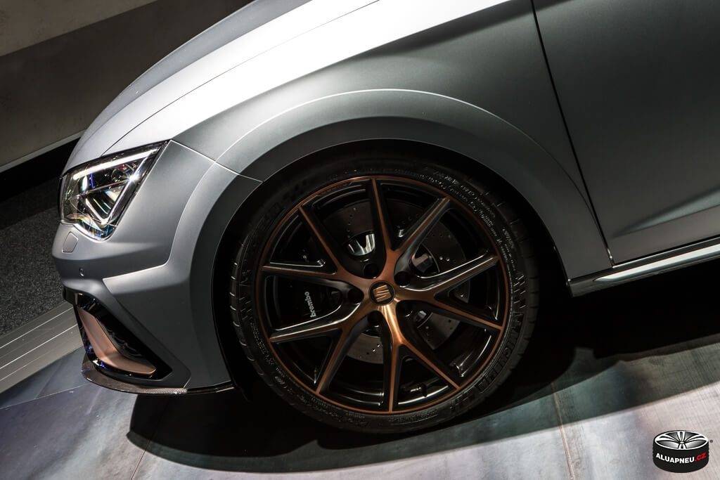 Alu kola original Seat Leon Fr