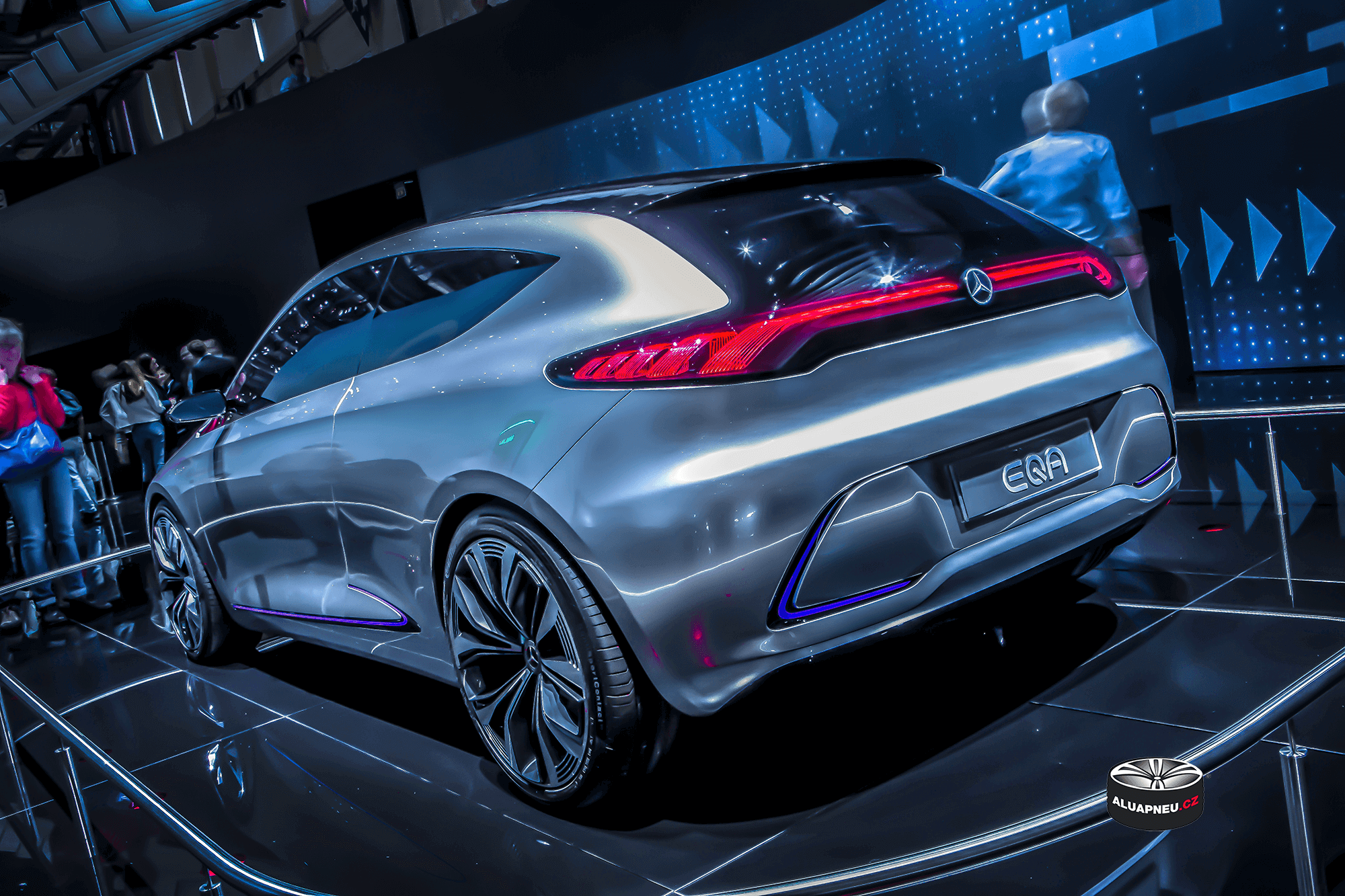 Mercedes EQA koncept Ženeva 2018