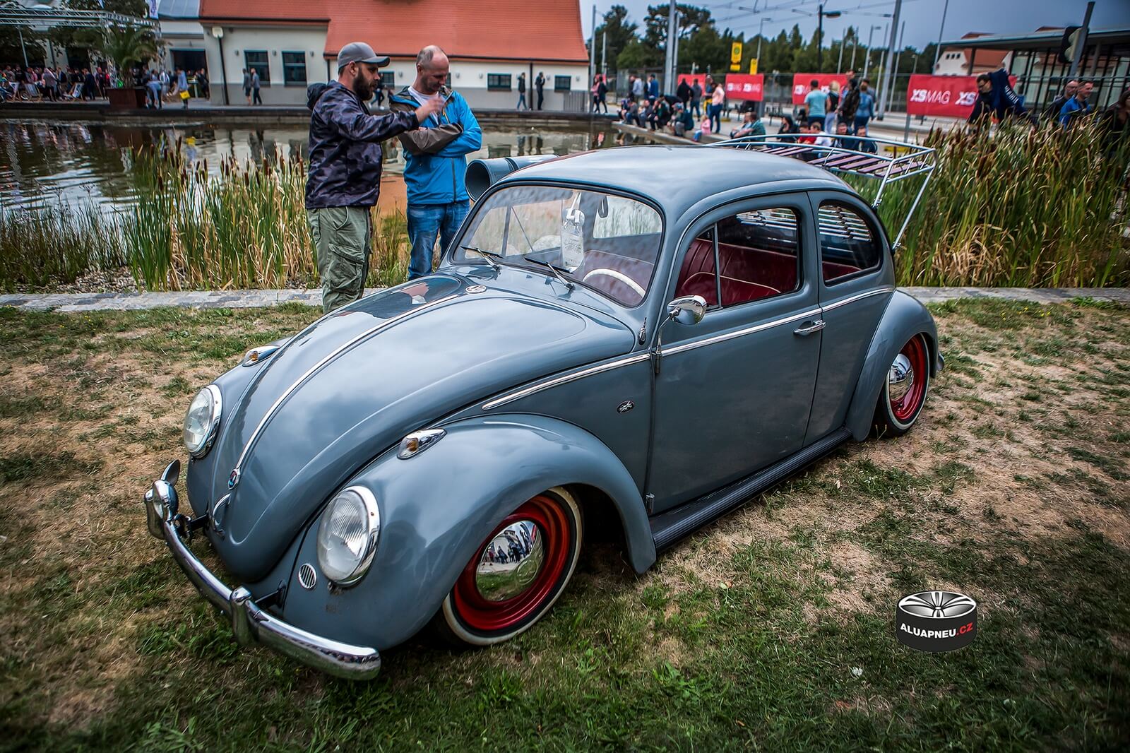 Disky Volkswagen Beetle tuning Xs Car Night Dresden