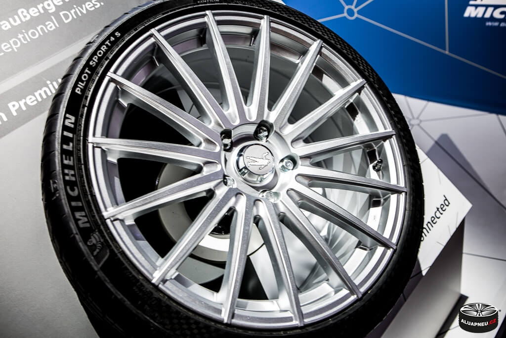 Pneuamatiky Michelin Pilot Sport 4 - Frankfurt