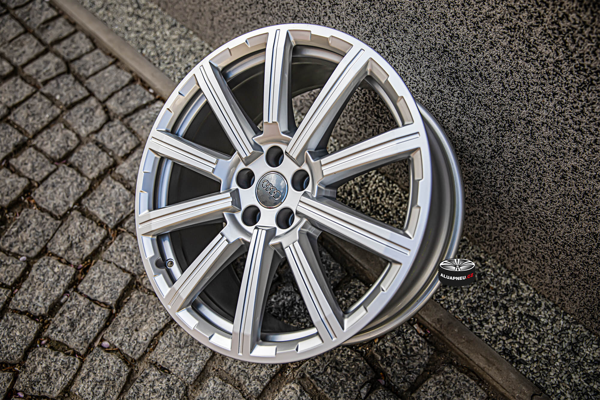 Originální Alu kola Audi 0075