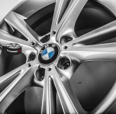 Litá kola ORIGINÁLNÍ ALU KOLA BMW STYLING 385 5x120 18"
