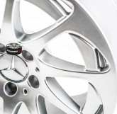 Elektrony ORIGINÁLNÍ ALU KOLA MERCEDES 0027 5x112 17"