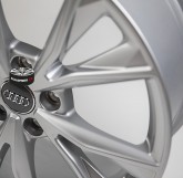 Litá kola Originální alu kola Audi 0105 5x112 18"