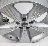 Litá kola Originální alu kola Audi 0104 5x112 19"