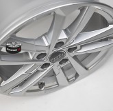 Elektrony Originální alu kola Audi 0108 silver 5x112 17"