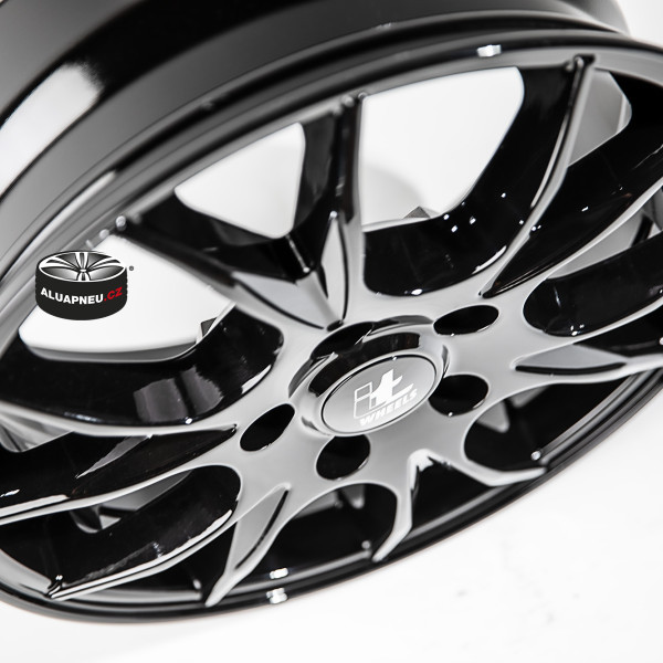 IT WHEELS model KIRA BLACK 57204